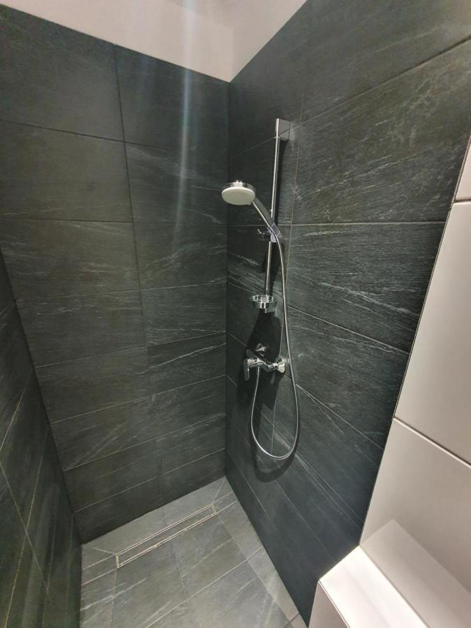 Mirror Апартаменти *