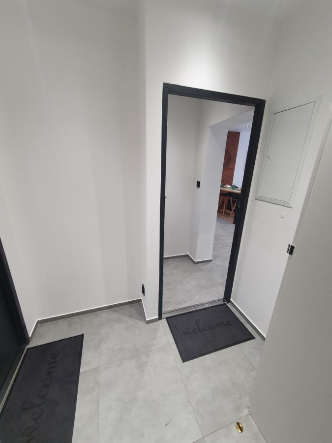 Apartment Mirror Oswiecim